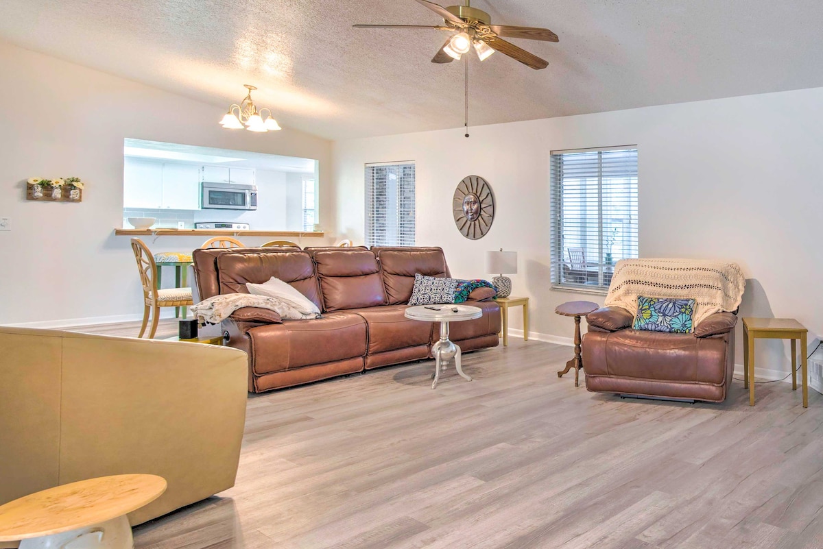 Spring Hill Bungalow w/ Heated Pool + Lanai!