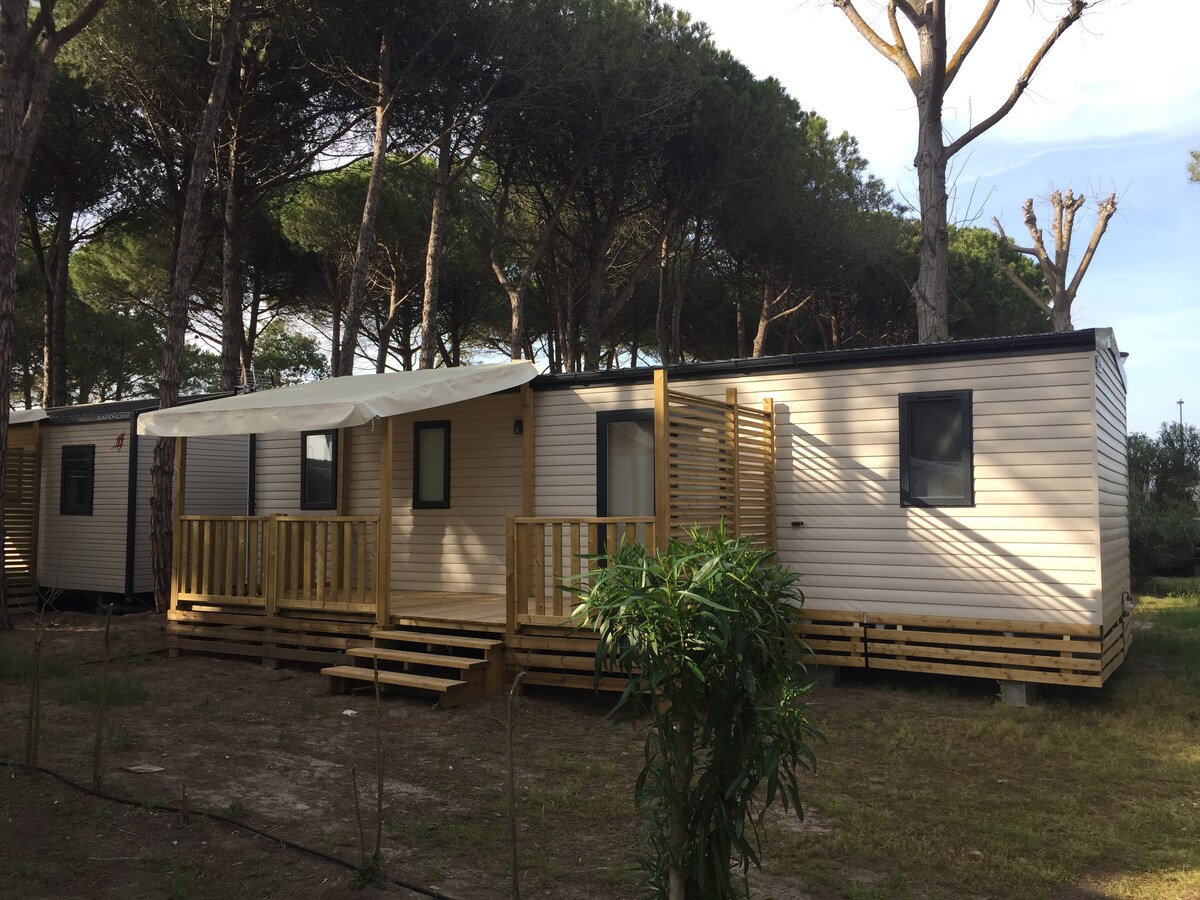 Mobile Home OuiReves 113 facing the Mediterranean