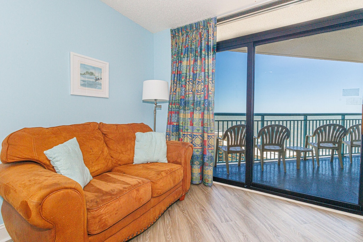 Oceanview 3 Bedroom Condo-Sand Dunes 1603