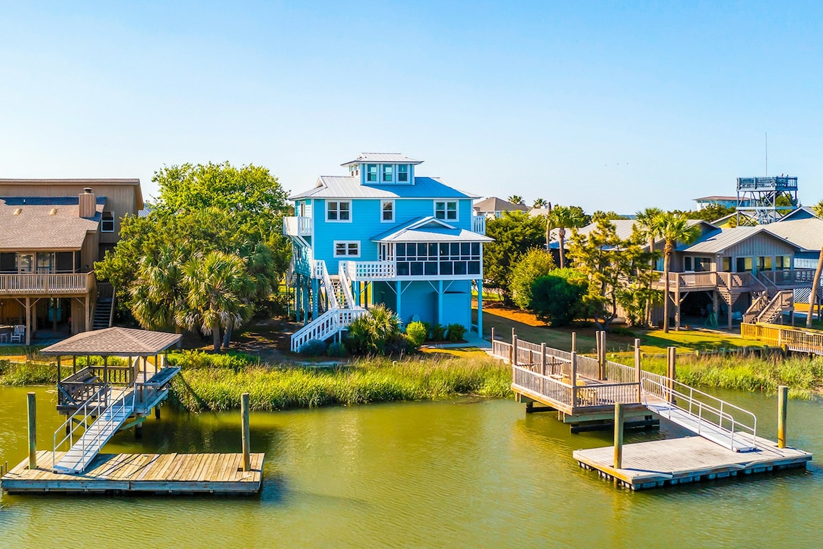 Walk to Beach 5BR Riverfront Edisto Island Dog Fr