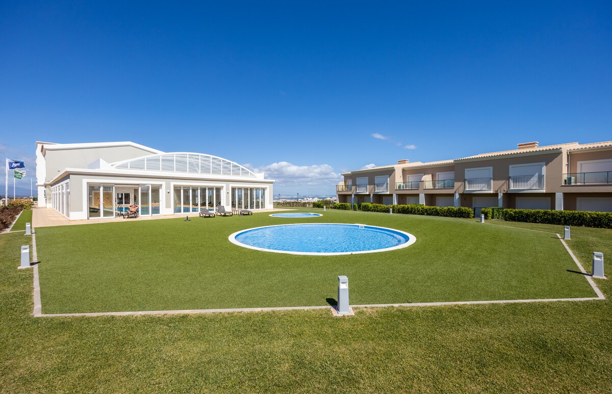 Casa Malhotra at Boa Vista Golf Resort Bayview