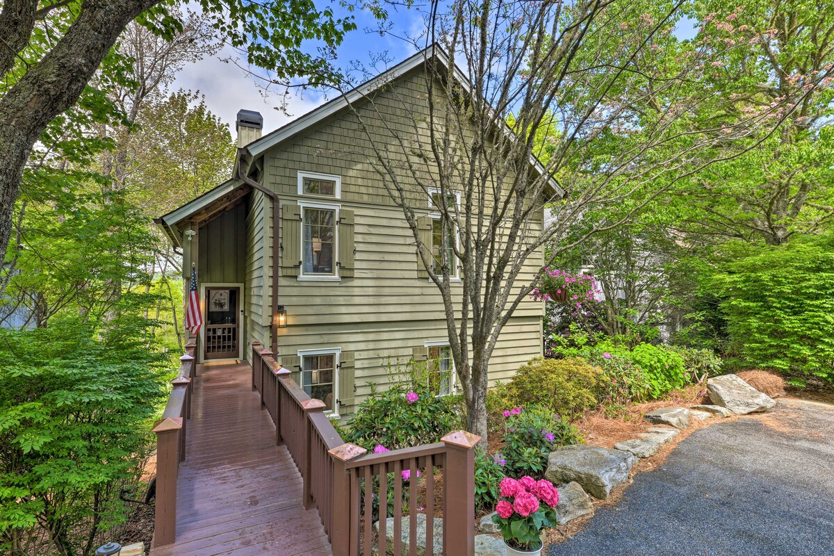 Stunning Cashiers Home w/ Deck & Outdoor Fireplace