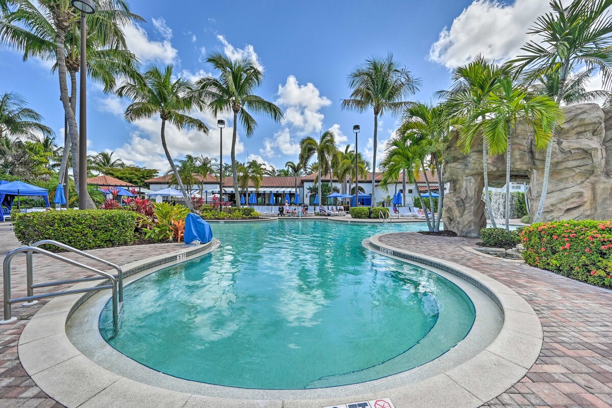 Luxe Naples Bay Resort Condo: Near 5th Ave!