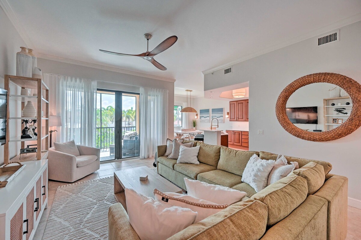 Luxe Naples Bay Resort Condo: Near 5th Ave!