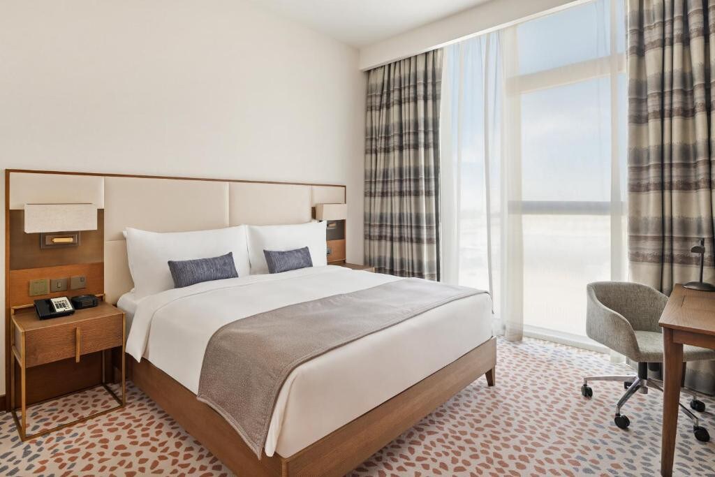 One Bedroom Suite Near Al Maktoum Airport Ab