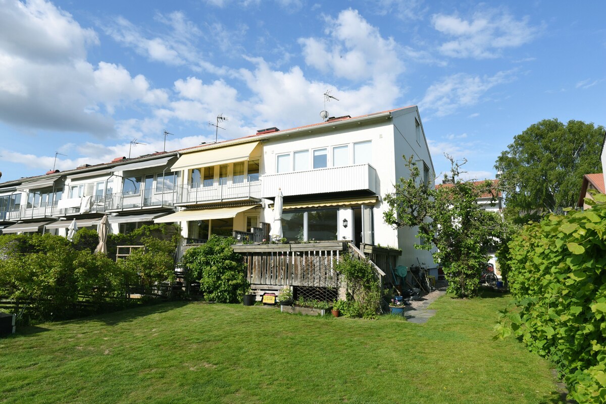 Well-equipped terraced house in beautiful Örgryte