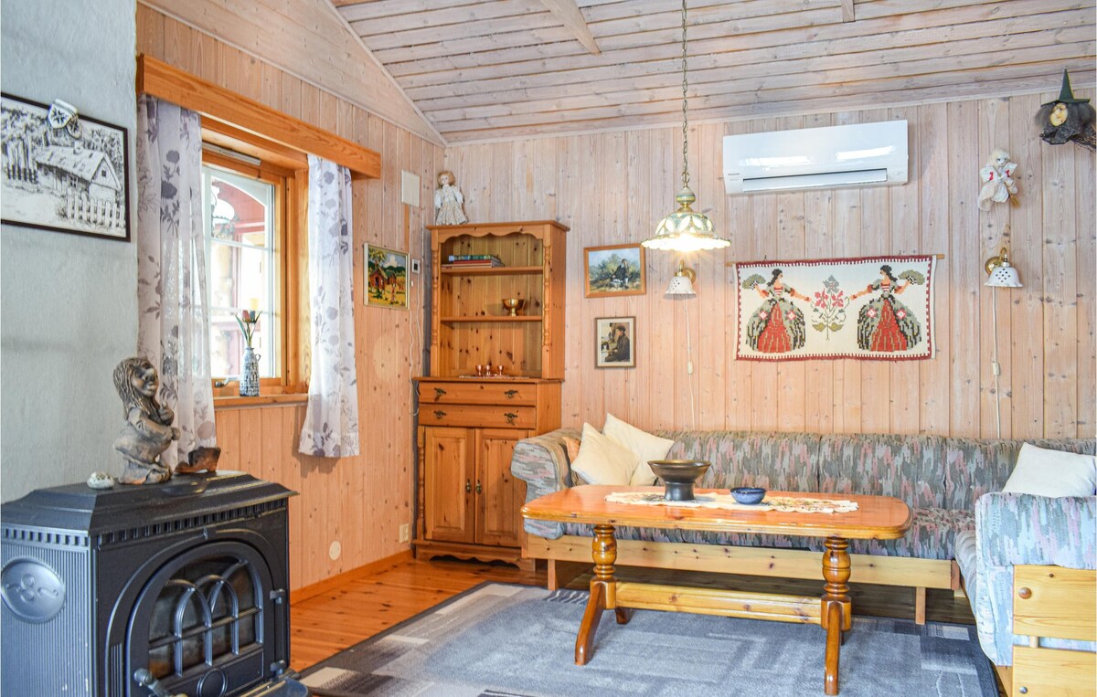 位于ølensvåg的3间卧室，令人惊叹的房源