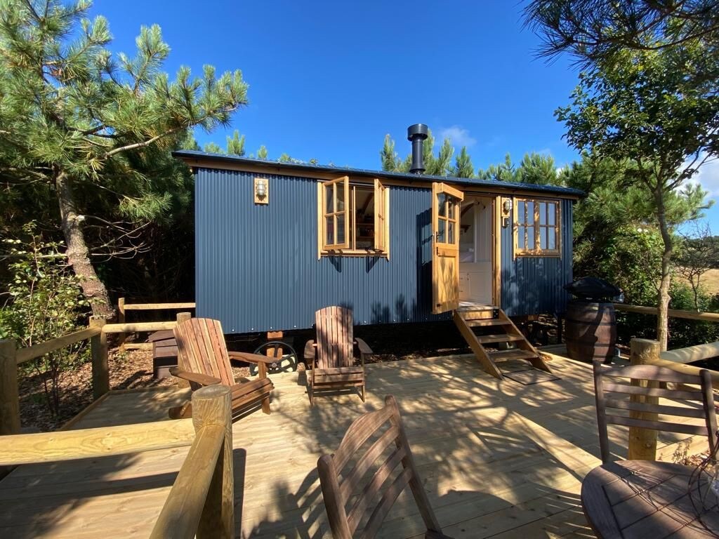 Peregrine - Shepherd Hut