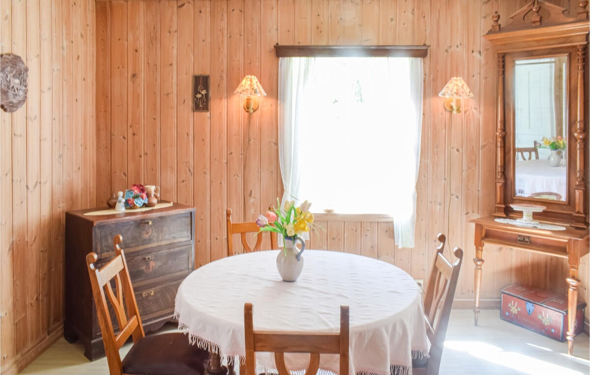 位于Nordtveitgrend的迷人房源，有3间卧室