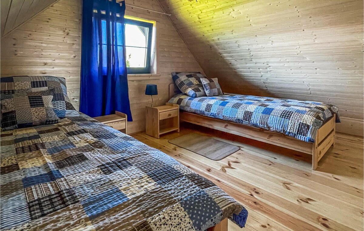 2 bedroom beautiful home in Mscice