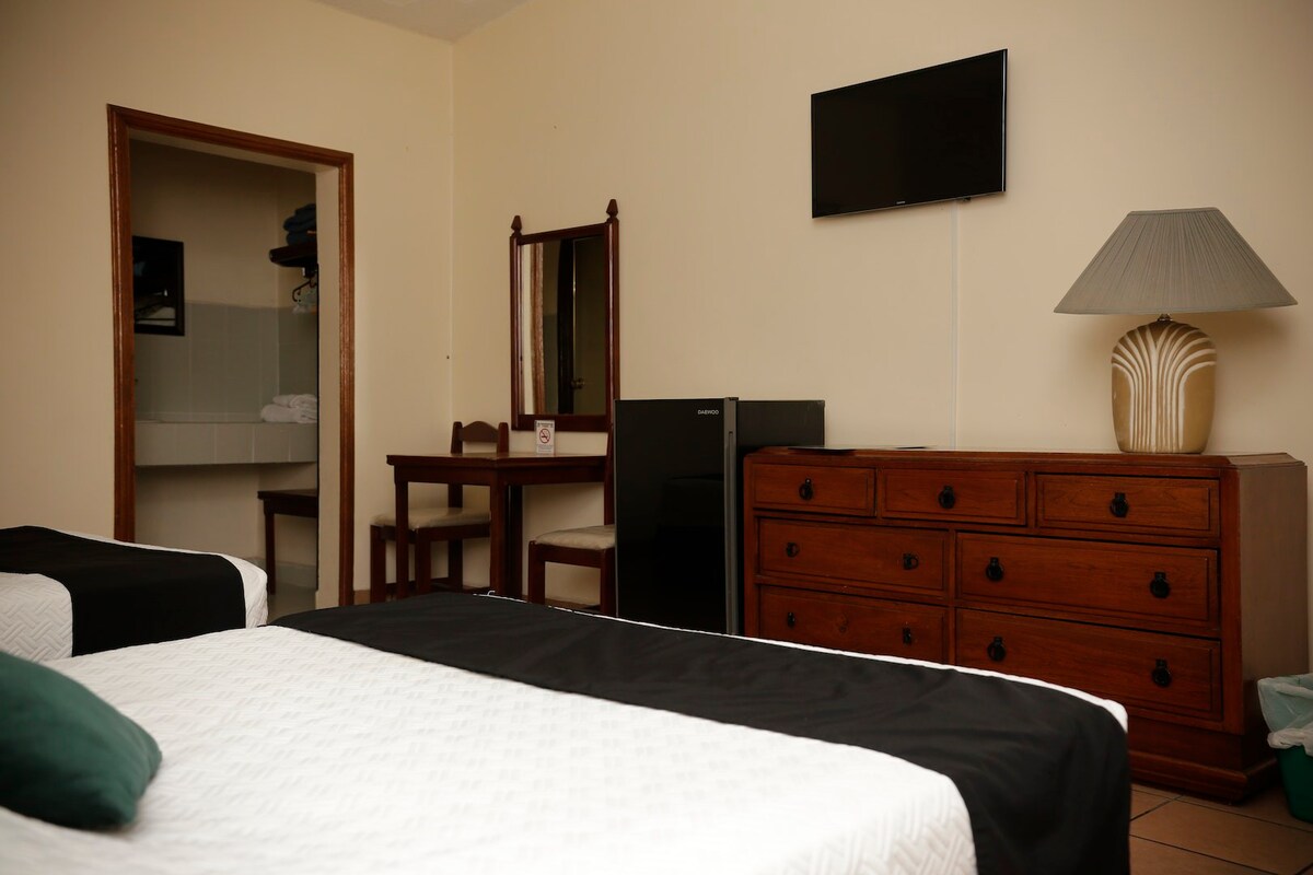 Hotel Posada Santa Fe - Habitacion Doble Regular