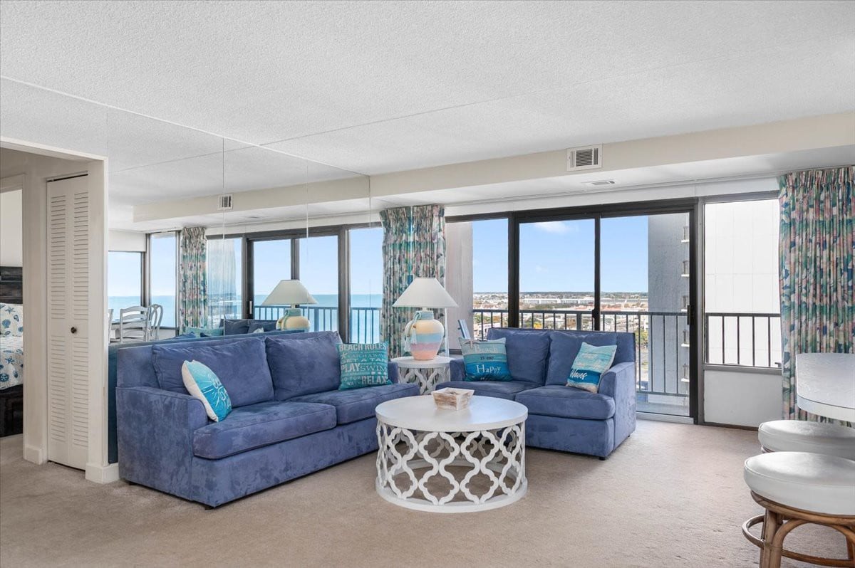 Amazing Views From This 2 Bedroom Condo in Capri!