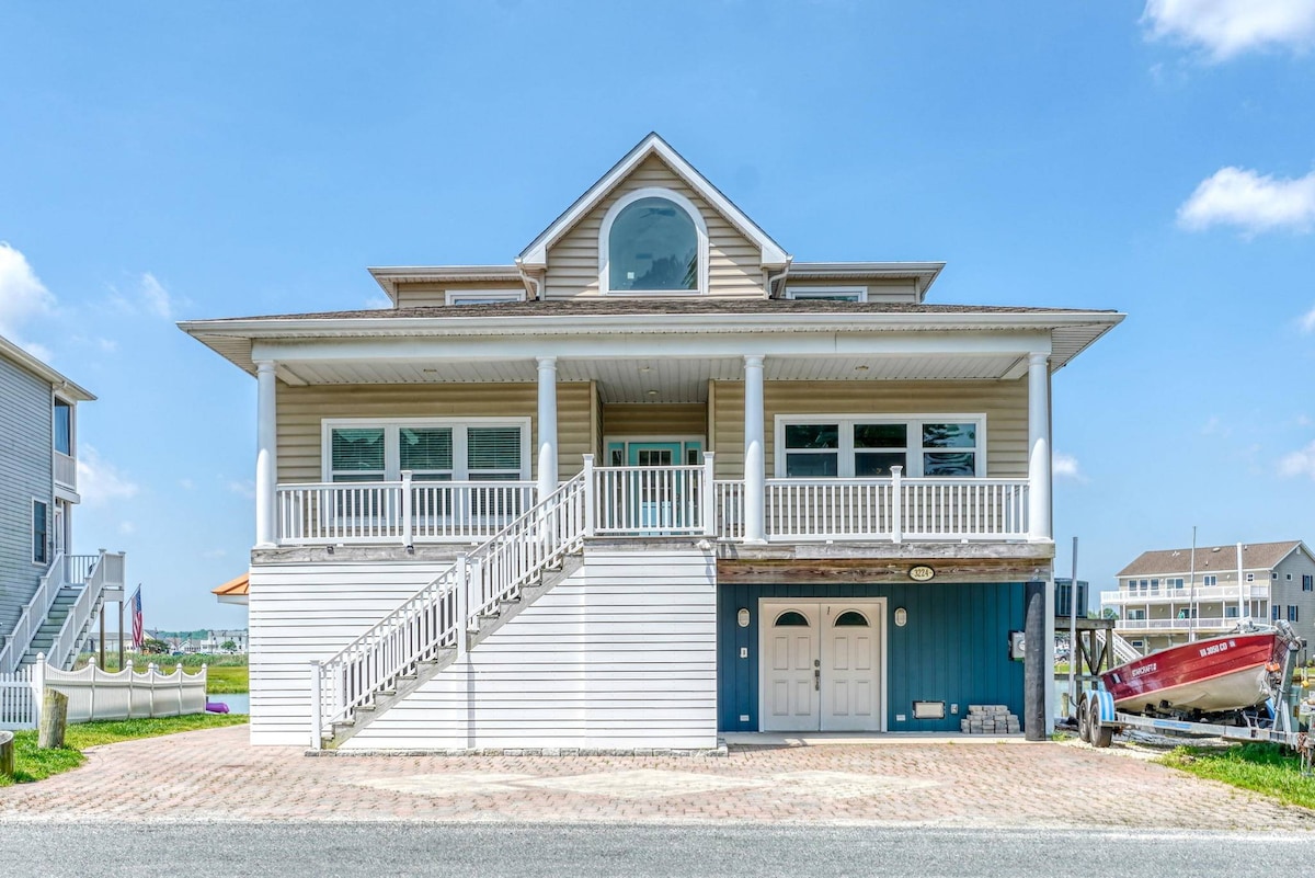 Diving Duck -Waterfront,Hot tub,Boat dock,king bed