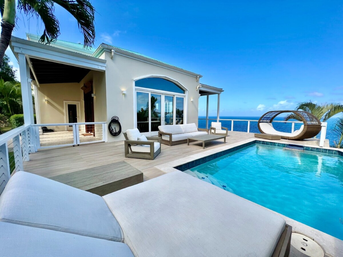Luxury 5 Bedroom, Private Pool & Full Ocean Views