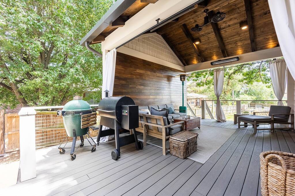 Cozy Craftsman Escape: Steps to 12South!