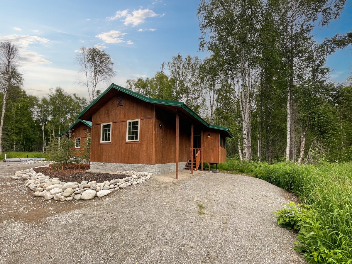 Talkeetna Wilderness Lodge - Luxury King Cabin 9