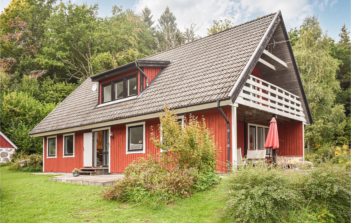 Amazing home with Sauna, 4 Bedrooms and WiFi