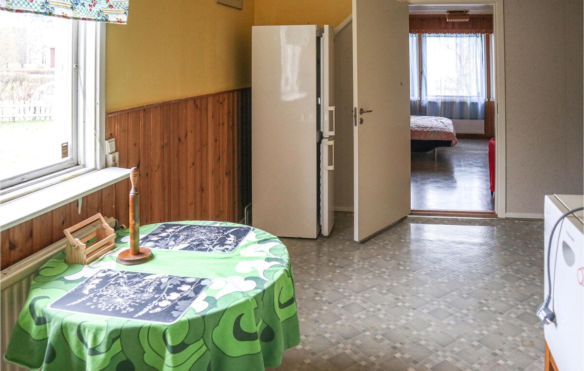 位于Målilla的漂亮公寓，有2间卧室和