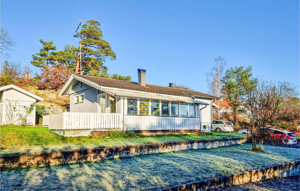 Awesome home in Onsala with Sauna, s and WiFi
