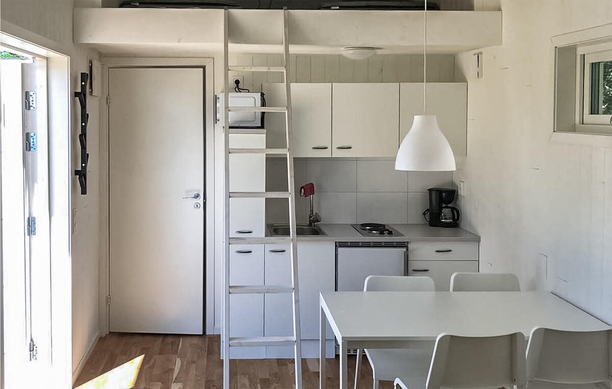 Beautiful home in Hasslö with WiFi