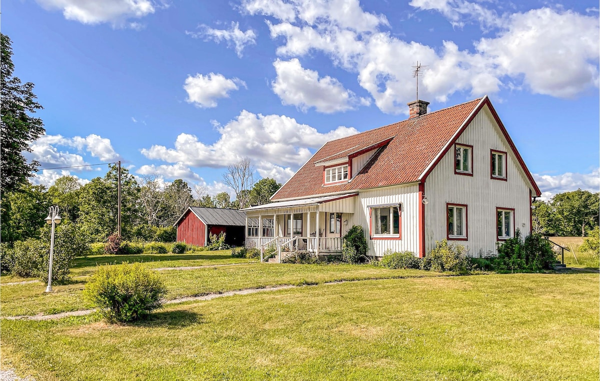 Gorgeous home in Karlskrona with kitchen