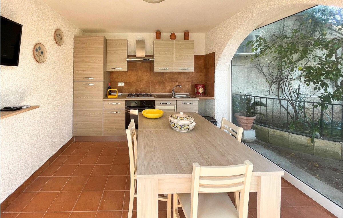 Gorgeous apartment in Frigole with kitchen