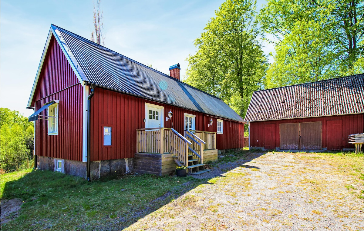 Gorgeous home in Munka Ljungby with kitchen
