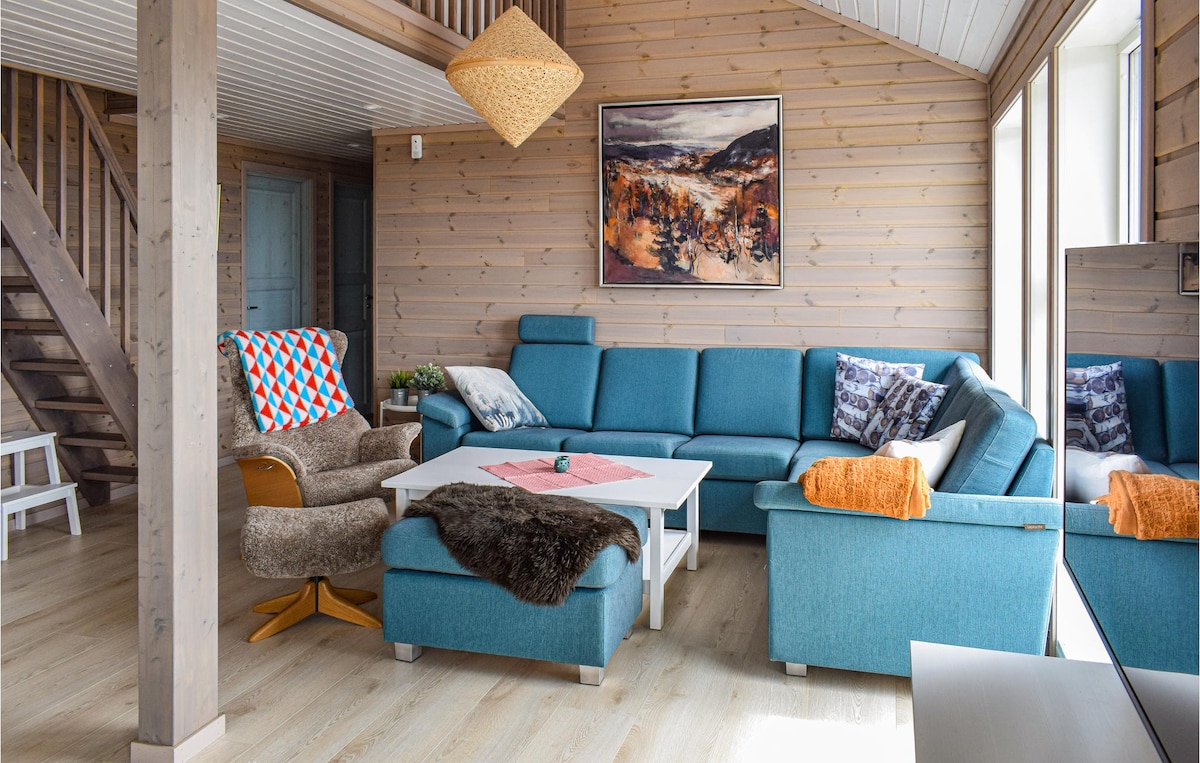 4 bedroom beautiful home in Sjusjøen