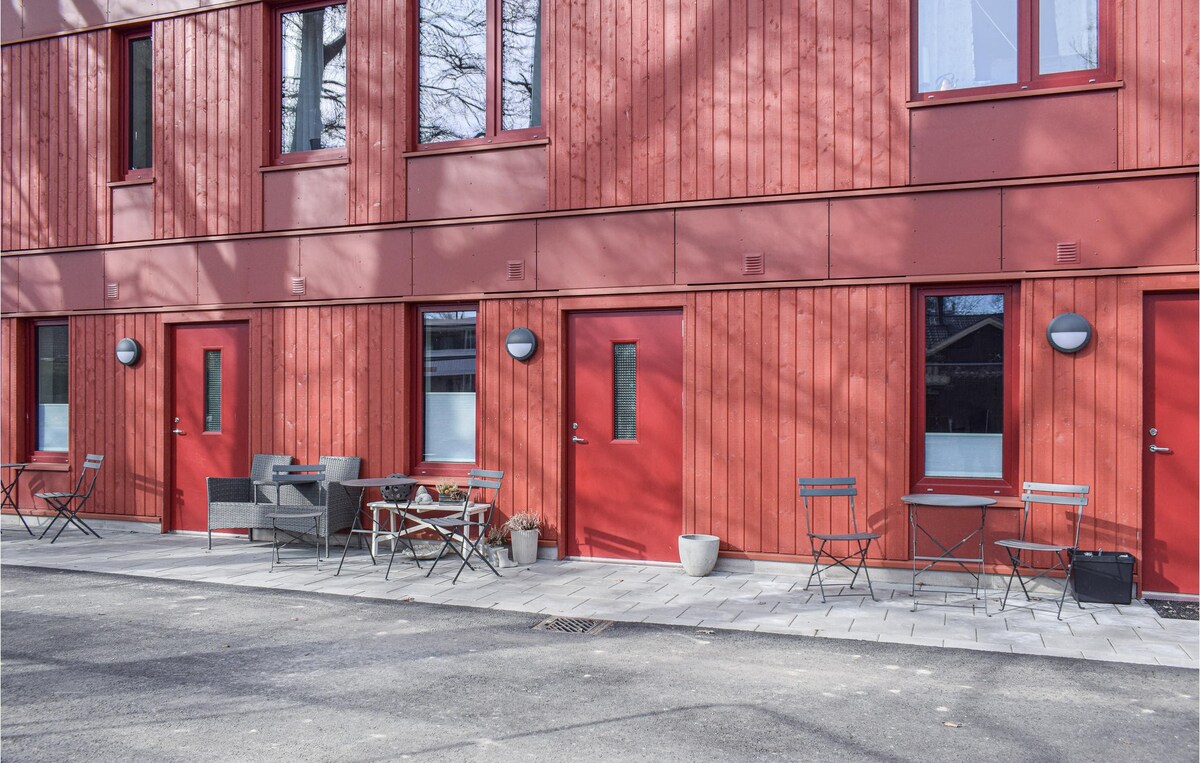 Nice apartment in Färjestaden with kitchen