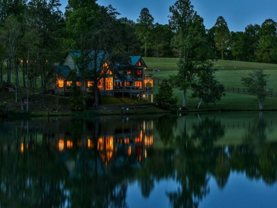 Falling Waters Lodge Lake Front Home&Wedding Venue