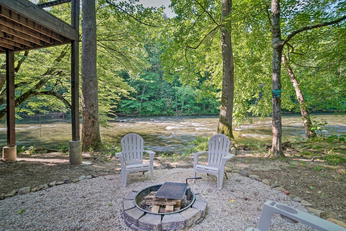 Crystal River Cabin w/ Scenic View & Fire Pit