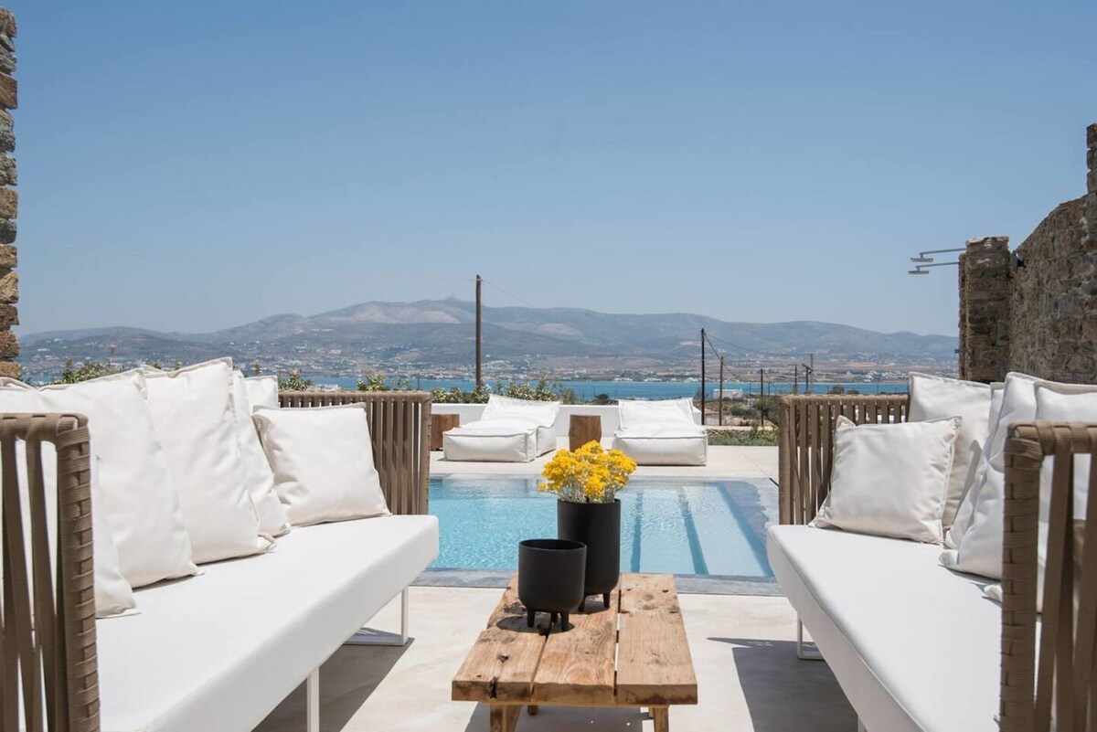 Stunning villa located on the island of Antiparos