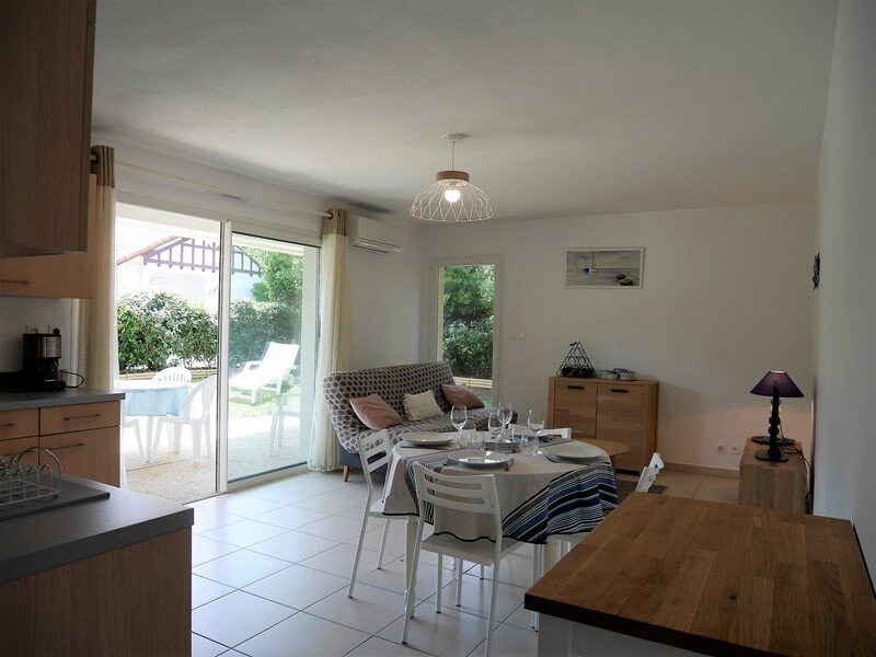 Ground floor apartment 300m from the beach