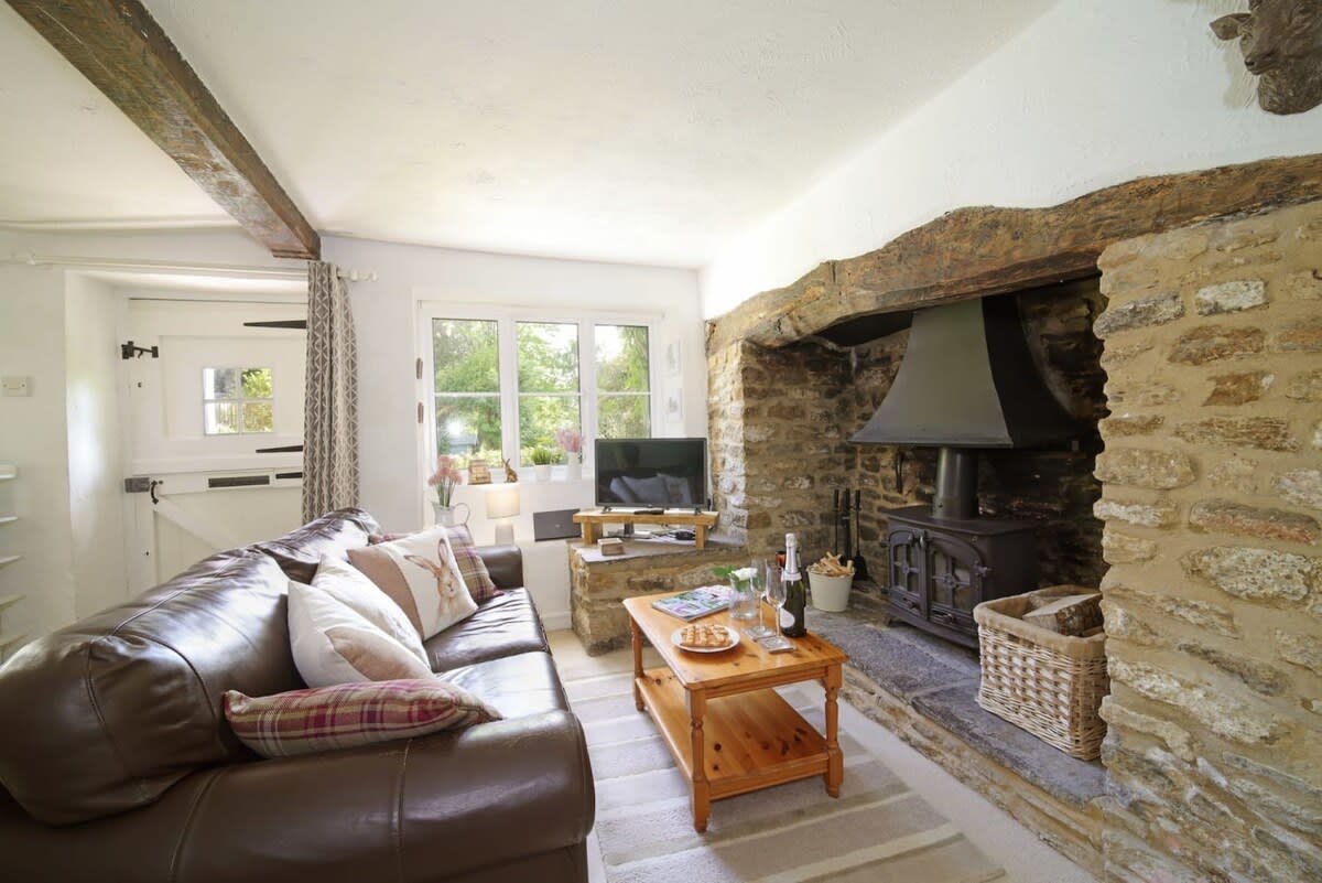 Idyllic Cottage in Dorset, Garden & Parking