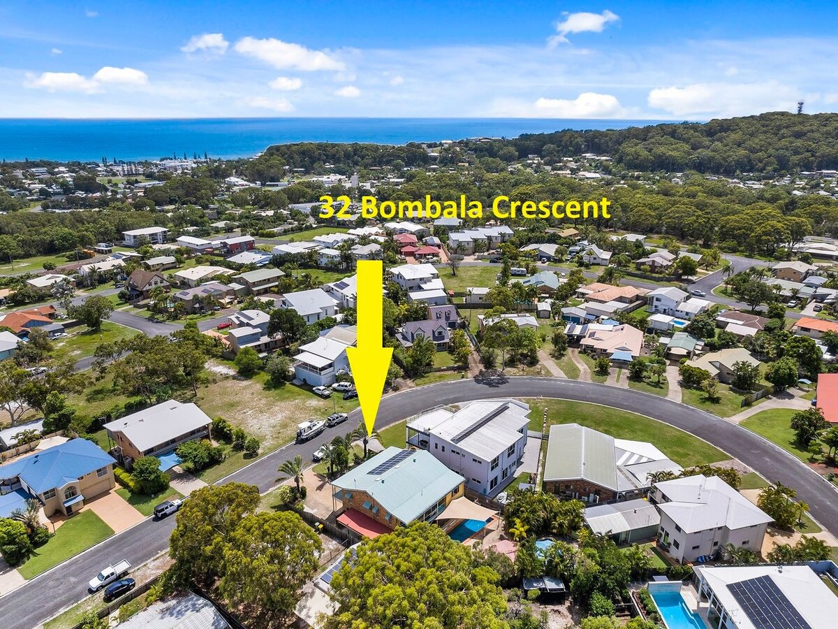 32 Bombala Crescent -彩虹海滩