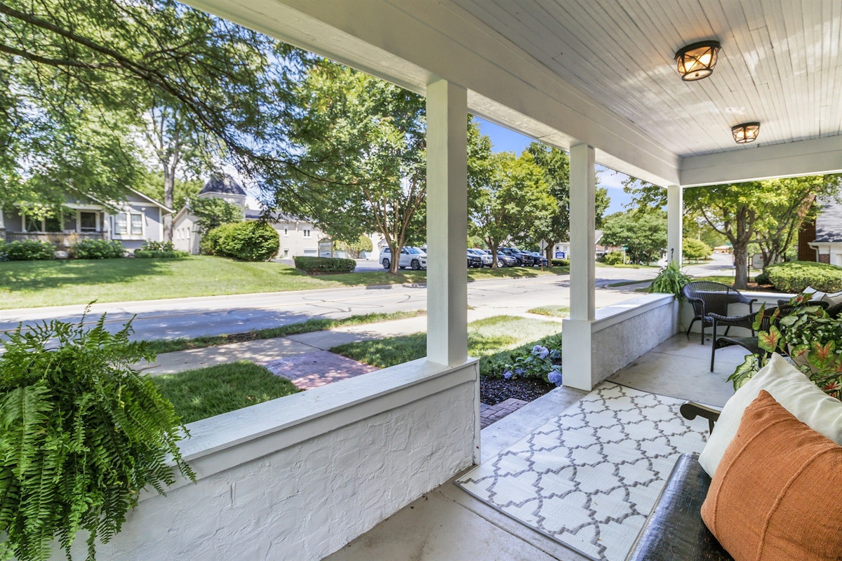 Boutique Home in Downtown Zionsville