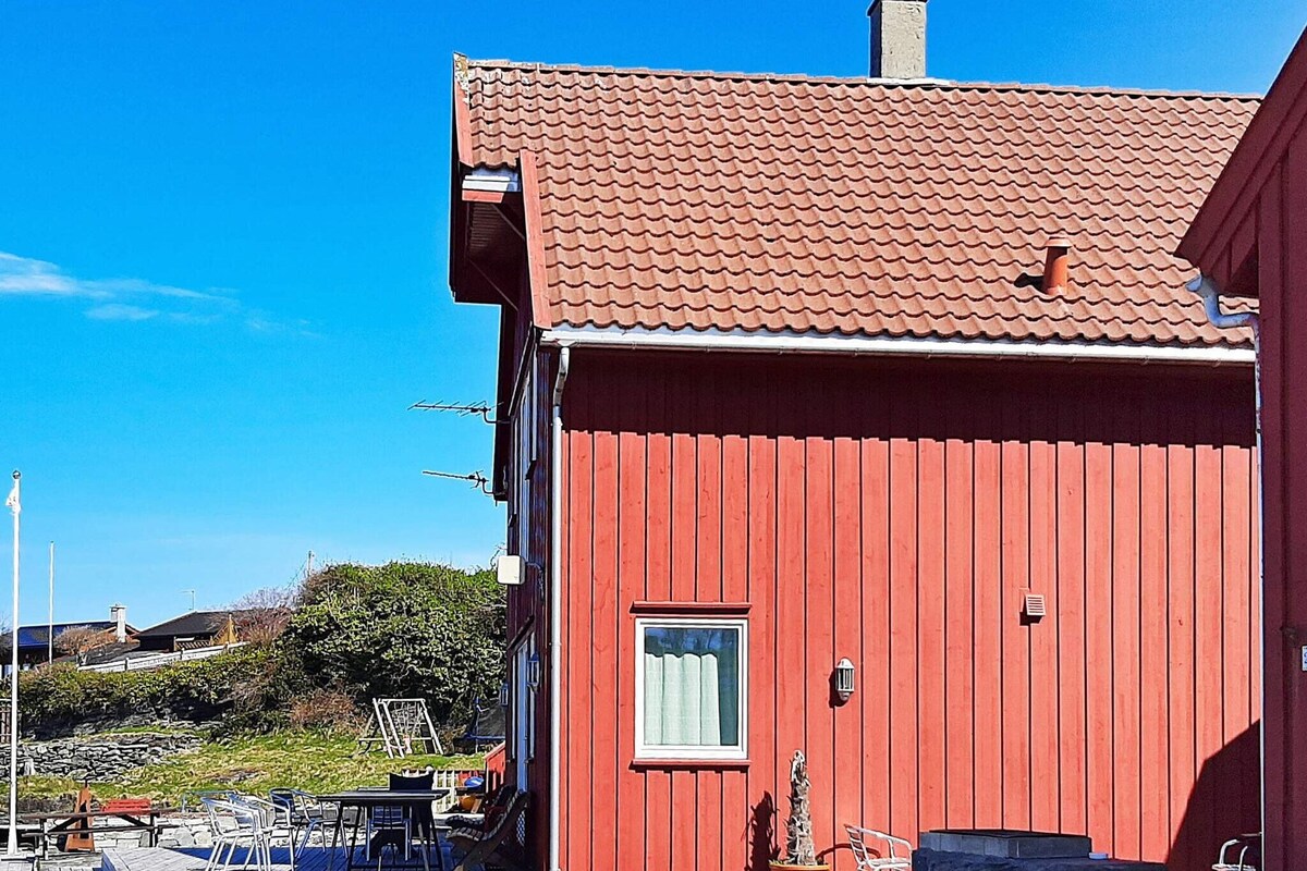 位于sjernarøy的8人度假屋