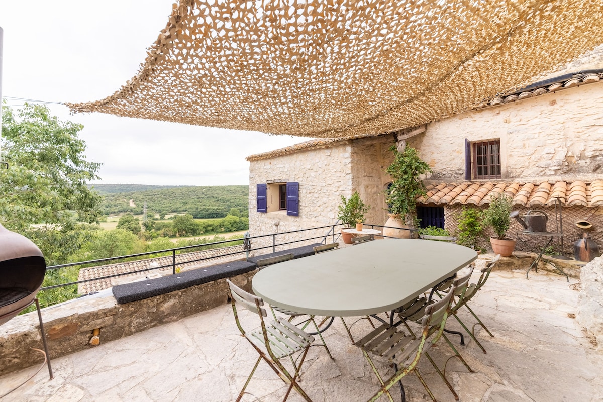 Oppida - Charmante maison en pierre avec piscine