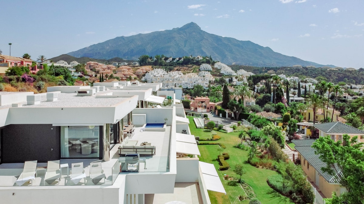 AZM- Stunning penthouse in the golf valley