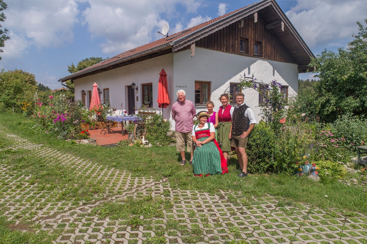 Ferienwohnung Sonnenschein (Gilg-Kräuterhof)