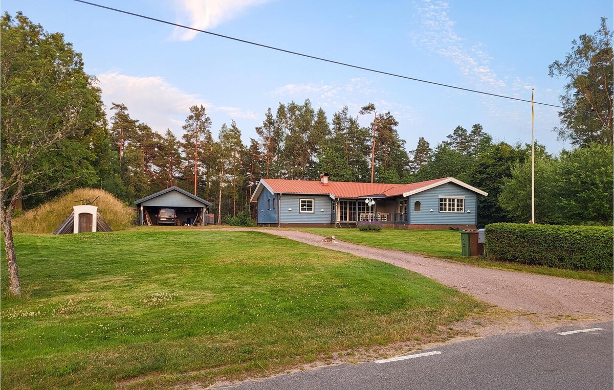 位于Långaryd的迷人房源，配备无线网络和2间卧室