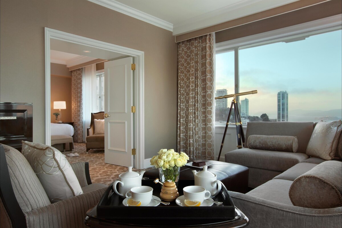 Suite plus Connecting Room with Two Beds and One Sofabed at Fairmont San Francisco by Suiteness