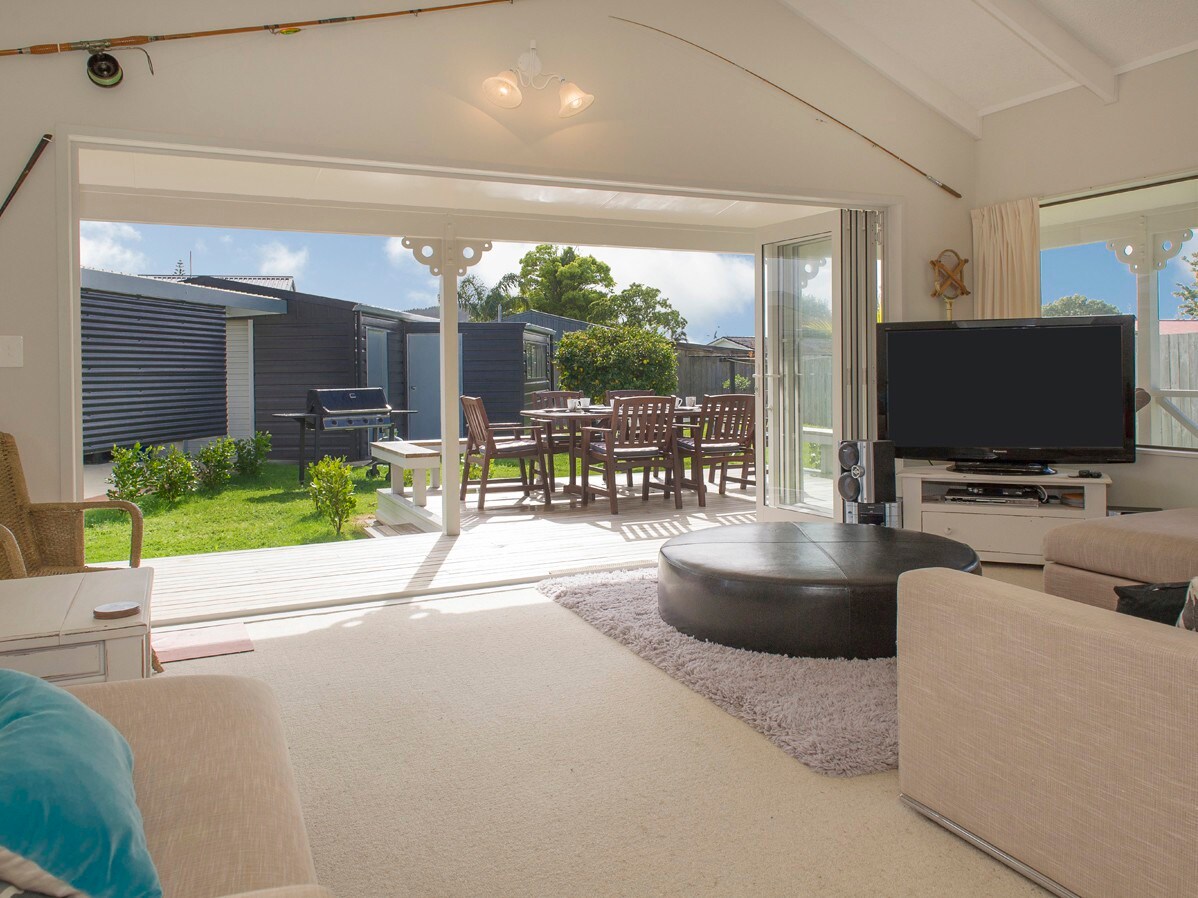 Best at The Beach - Whangamata Holiday Home