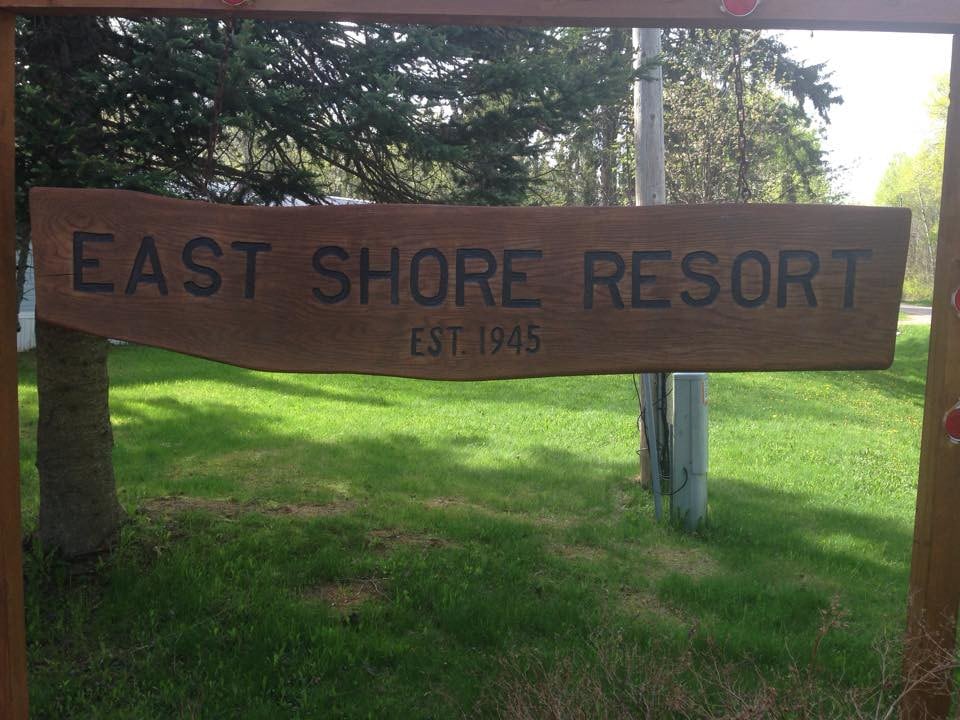 Rolling Stone Lakeside Cabin # 3 East Shore Resort 3间卧室
