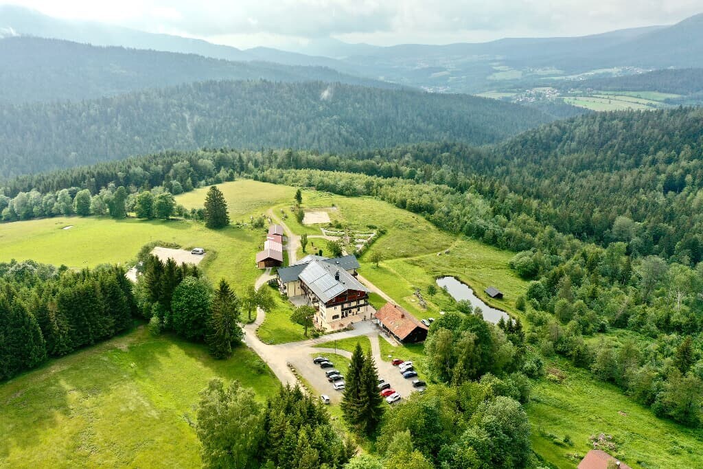 带宽敞阳台的全景房（ Berghotel Mooshütte ）