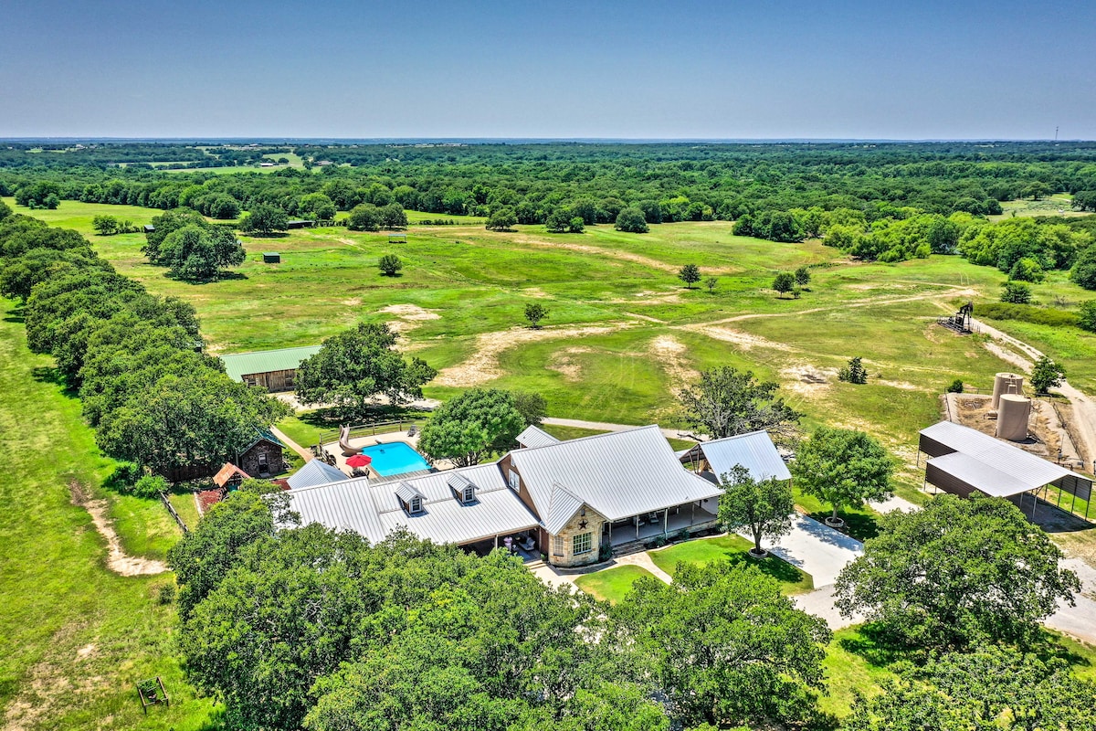 ‘Sunset Ranch’ w/ Pool & Hot Tub on 29 Acres!