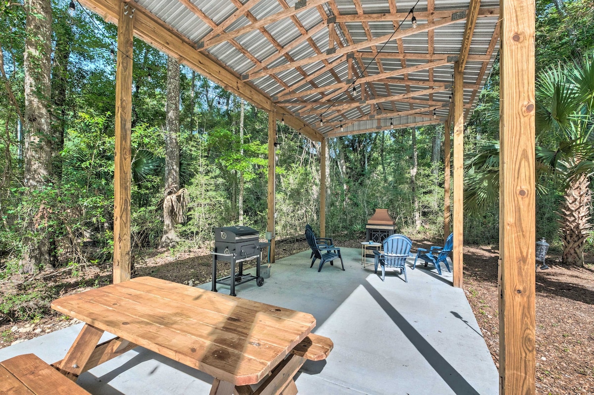 Serene Old Town Getaway Near Suwannee River!