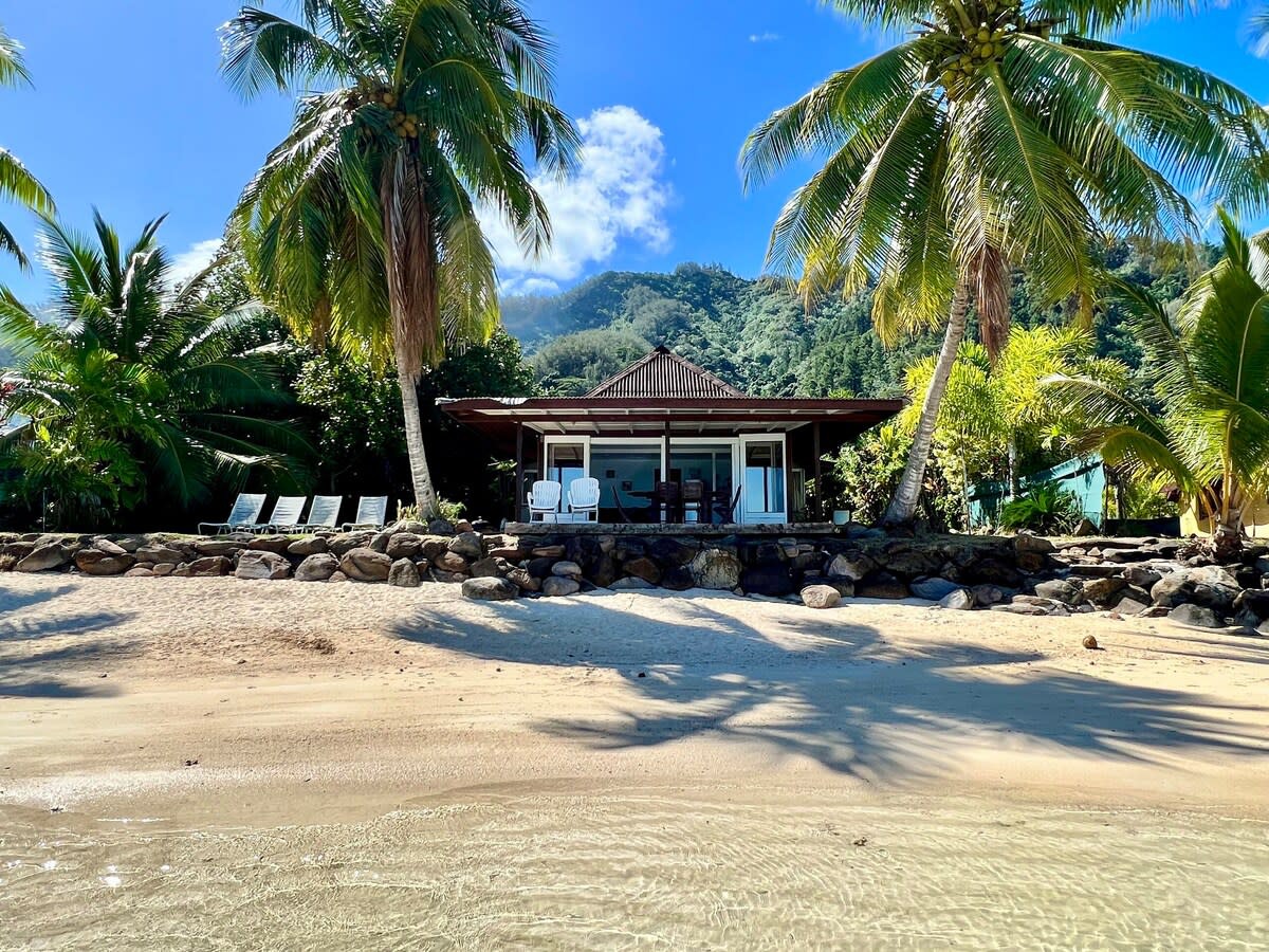 Fare Matairoa -漂亮海滨的温馨小屋