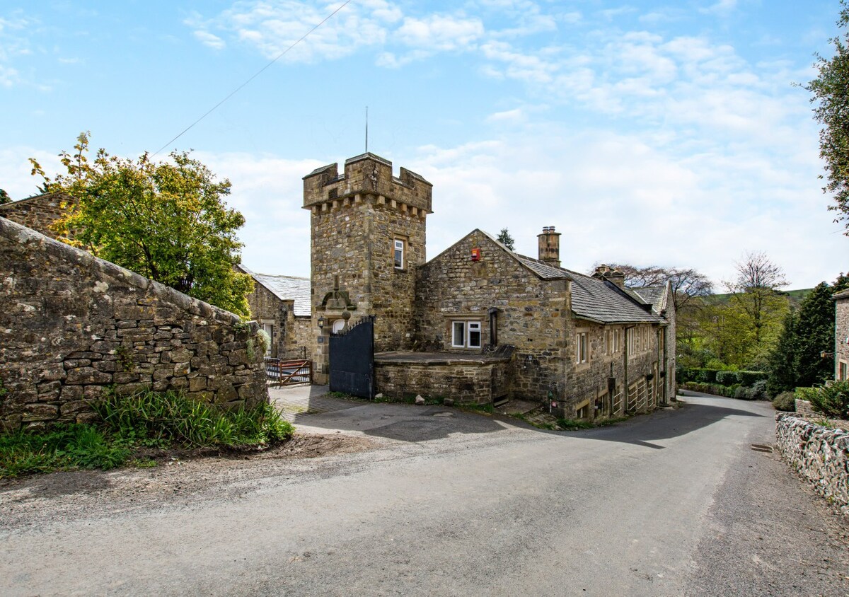 Turret Cottage