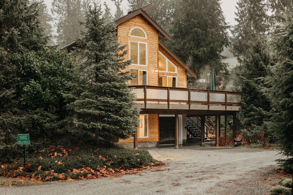 Mt. Baker Rim Cabin #80 - Hot Tub - Wi-Fi - BBQ